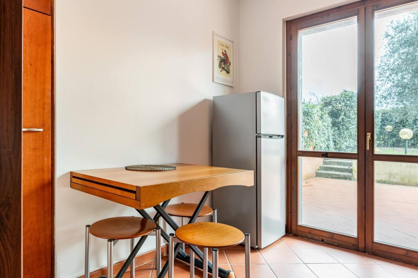 Nave Home Vacation - Entire Apartament Флоренция Екстериор снимка